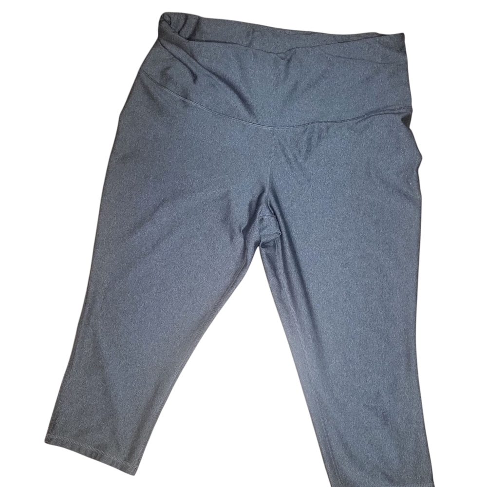 Amazon Essentials Women's Grey High Waisted Workout Pants Athletic Capris, XL